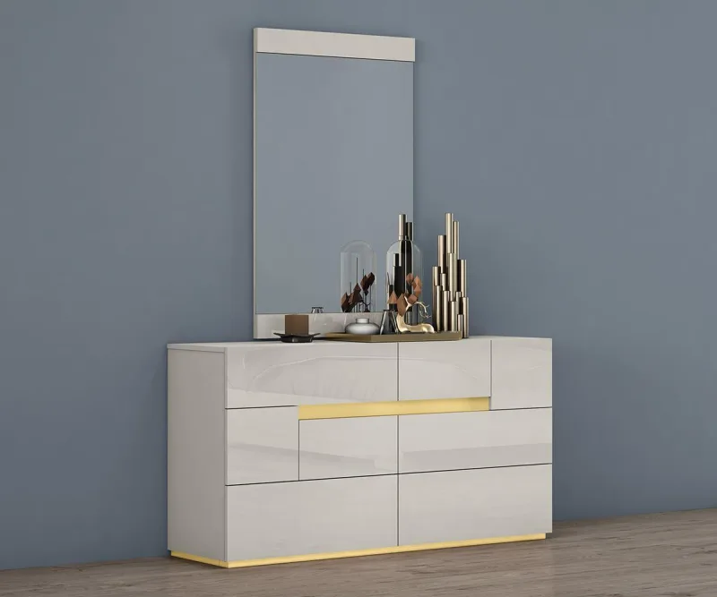 Vanity & Mirror-014