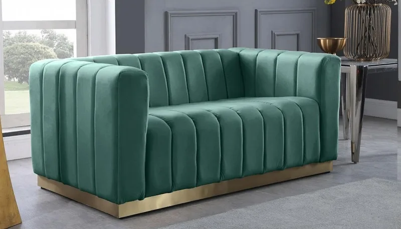Love Seat-014