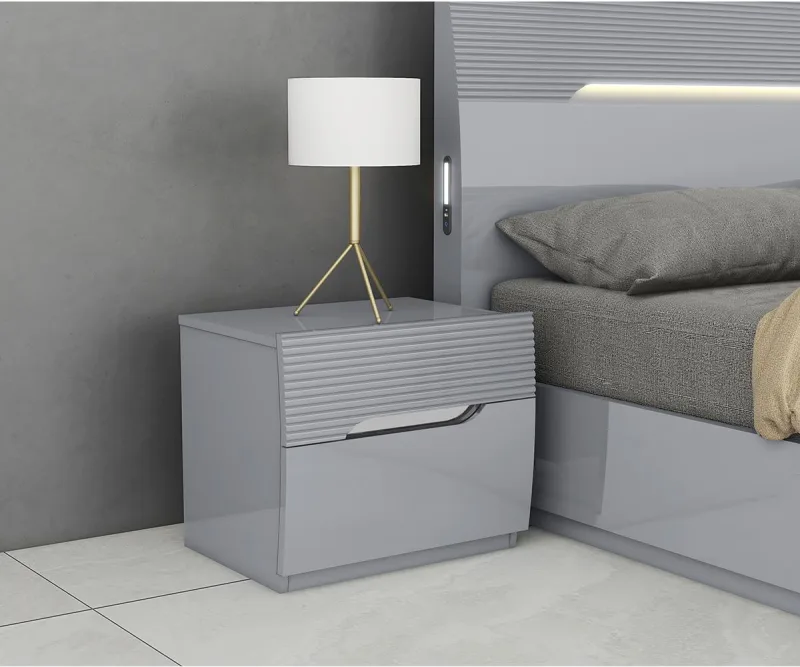 Nightstand-002