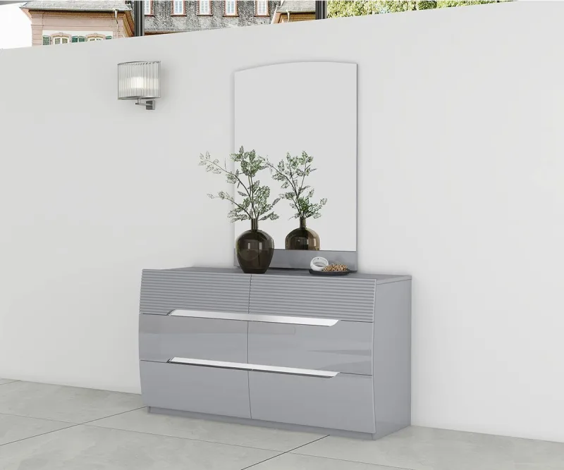 Dresser-003