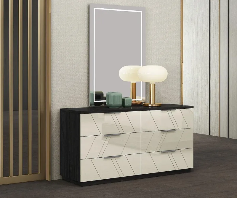 Vanity & Mirror-024