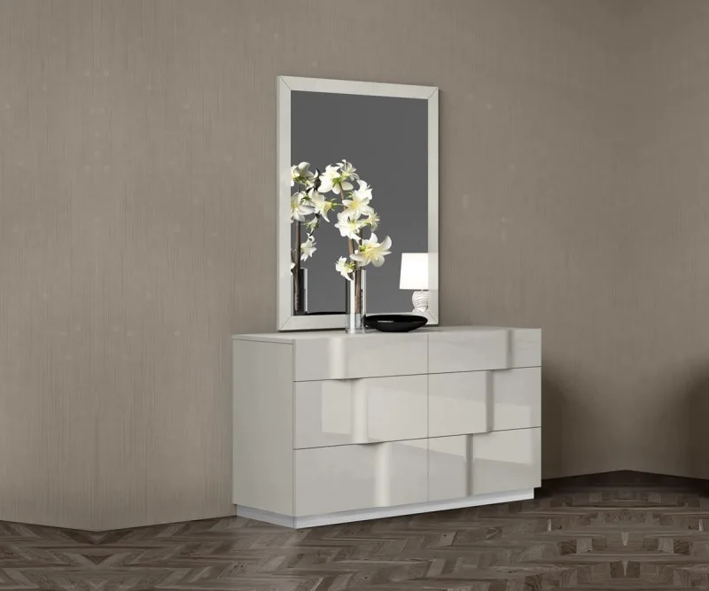 Dresser-022
