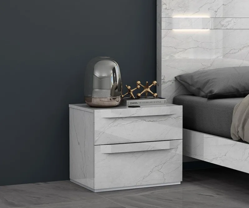 Nightstand-011
